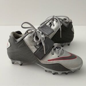 Nike Youth Football CJ Elite Cleats Light Gray Athletic Shoes Size 5Y